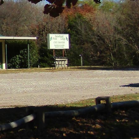 Arrowhead Point Lodge & Campground Kingston Eksteriør bilde