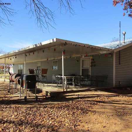 Arrowhead Point Lodge & Campground Kingston Eksteriør bilde