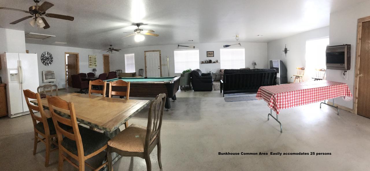Arrowhead Point Lodge & Campground Kingston Eksteriør bilde